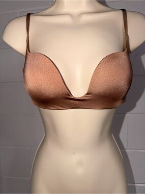 Skims wireless form lightly lined square neck bra